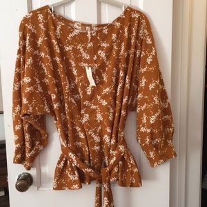 Amber Doleman-Sleeved Tie Blouse